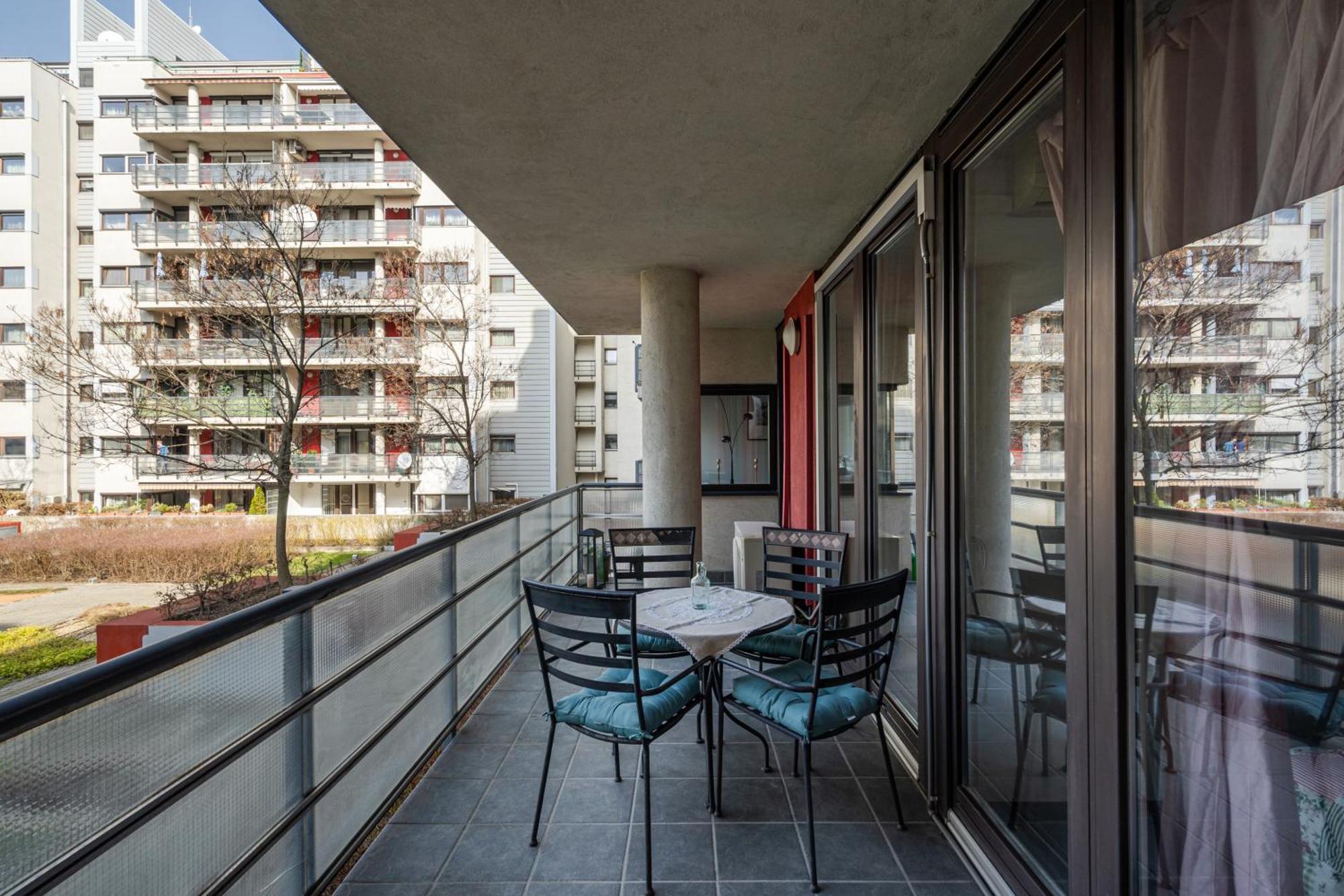 Heart And Soul Apartment Budapeste Exterior foto